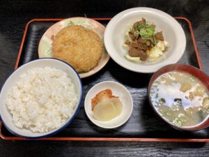 太田や食堂の日替わり定食の画像